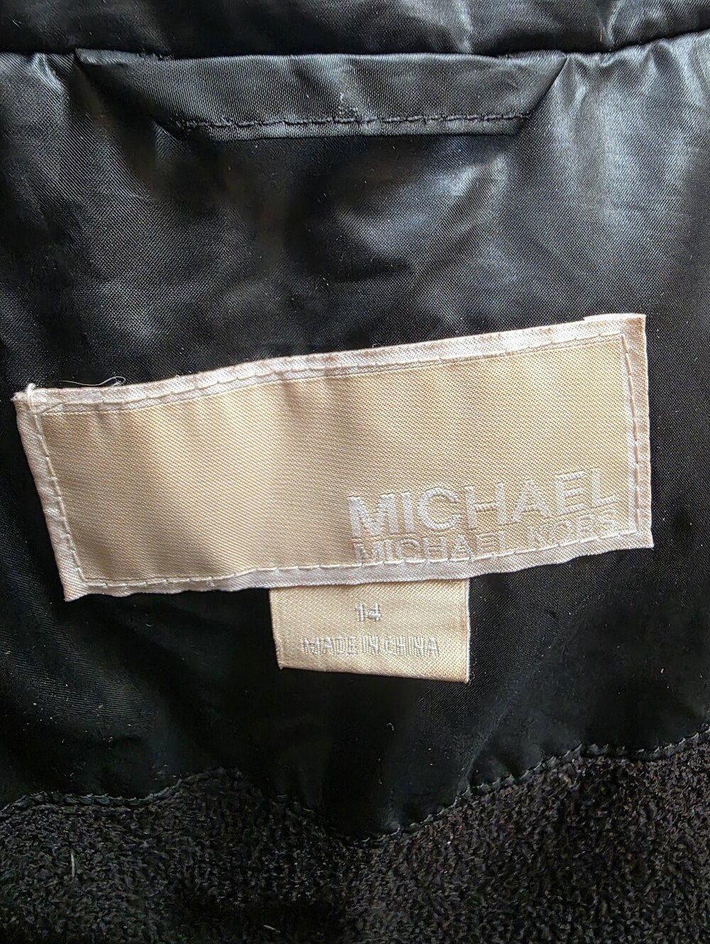 Michael Kors Girls Black Puffer Jacket Faux Fur Hood Size 14 - Picture 5 of 8